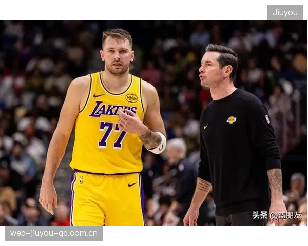 NBA半场狂丢81分，勇士26分惨败湖人！湖人替补三大“死穴”暴露，一人恐离队
